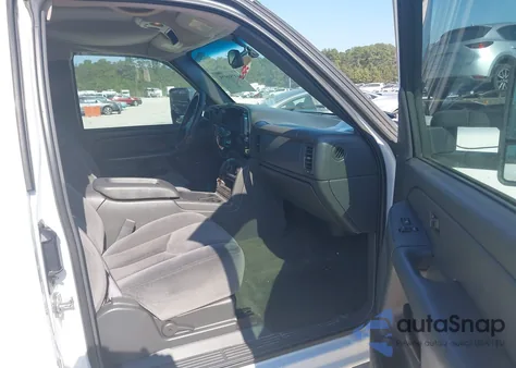 2004 GMC Sierra 2500Hd Sle z USA, uszkodzony, nr VIN 1GTHC29U44E396339